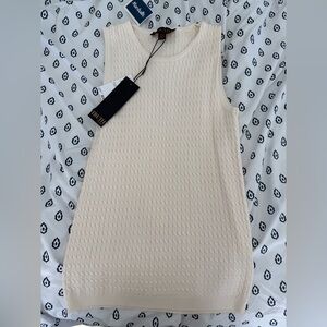 Sleeveless knit sweater